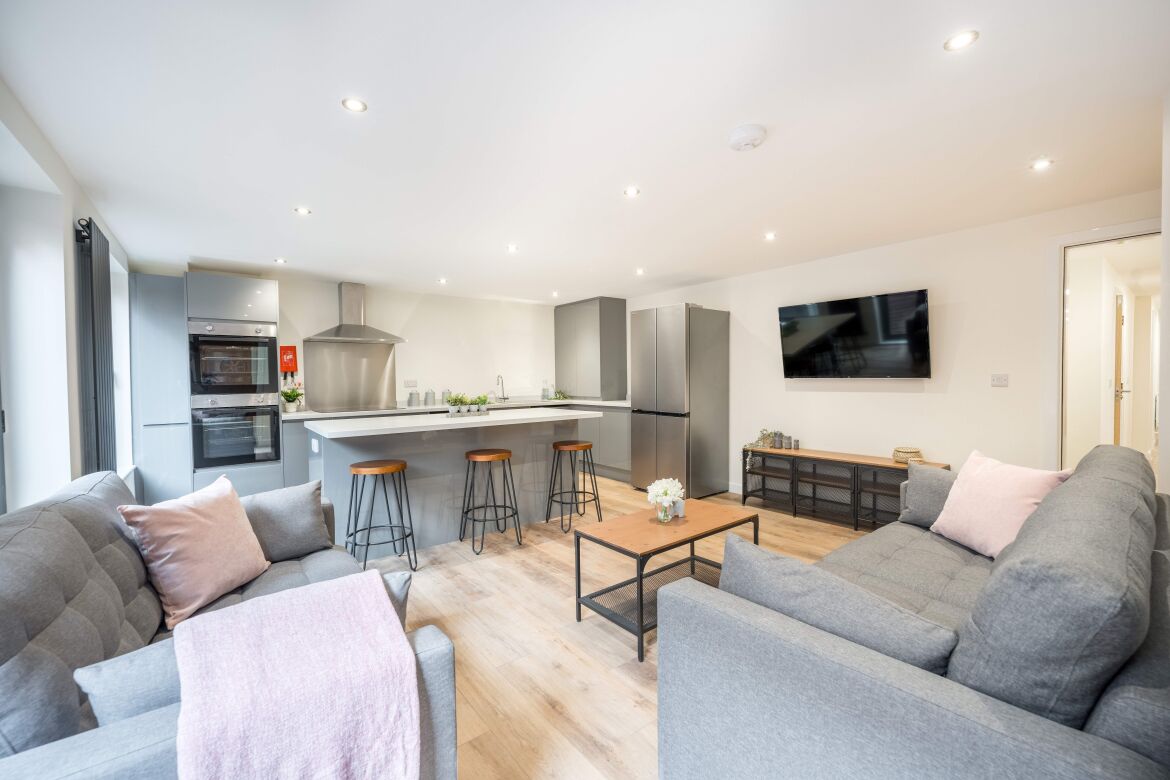 Regent Terrace Image 5